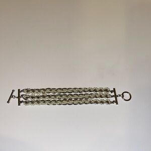 Silver and pearl toggle bracelet